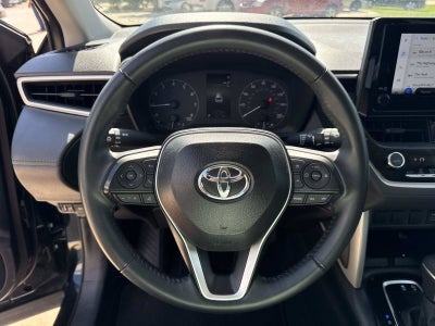 2025 Toyota Corolla Cross LE