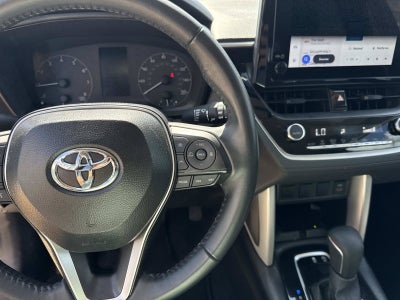 2025 Toyota Corolla Cross LE