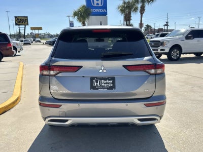 2023 Mitsubishi Outlander SE