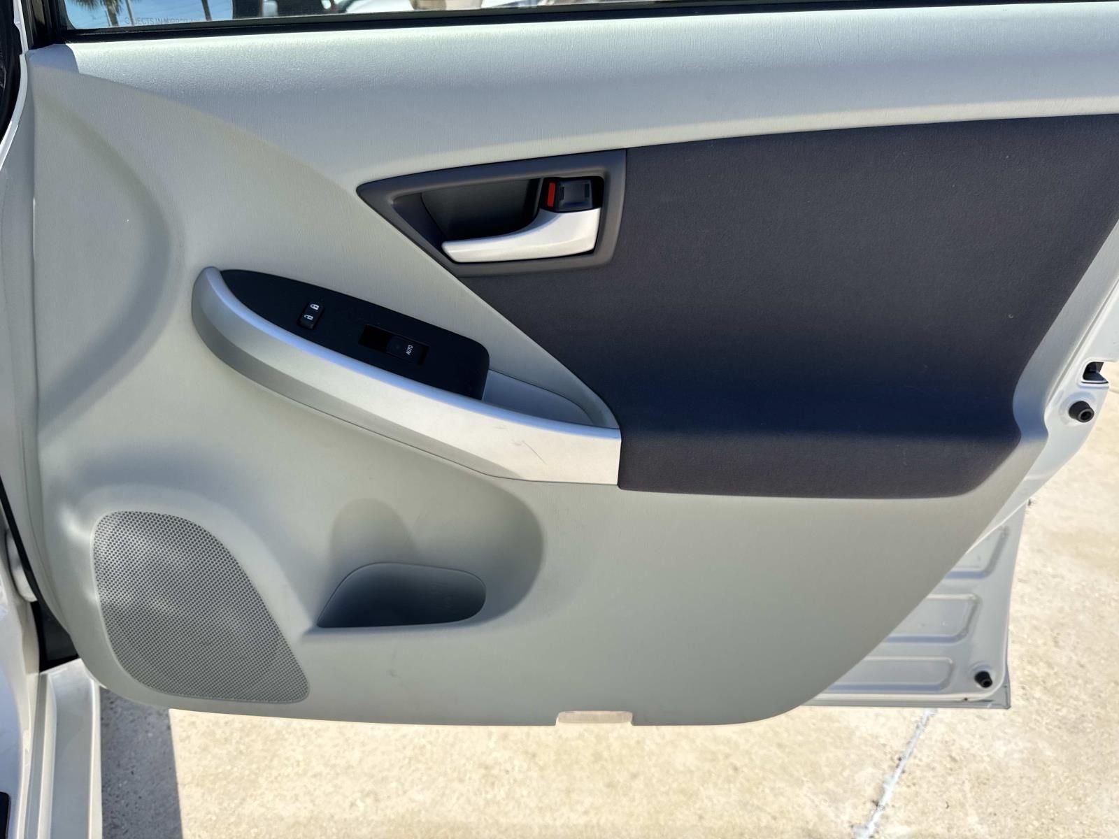 2011 Toyota Prius Two