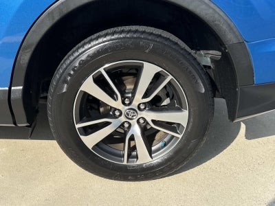 2018 Toyota RAV4 XLE