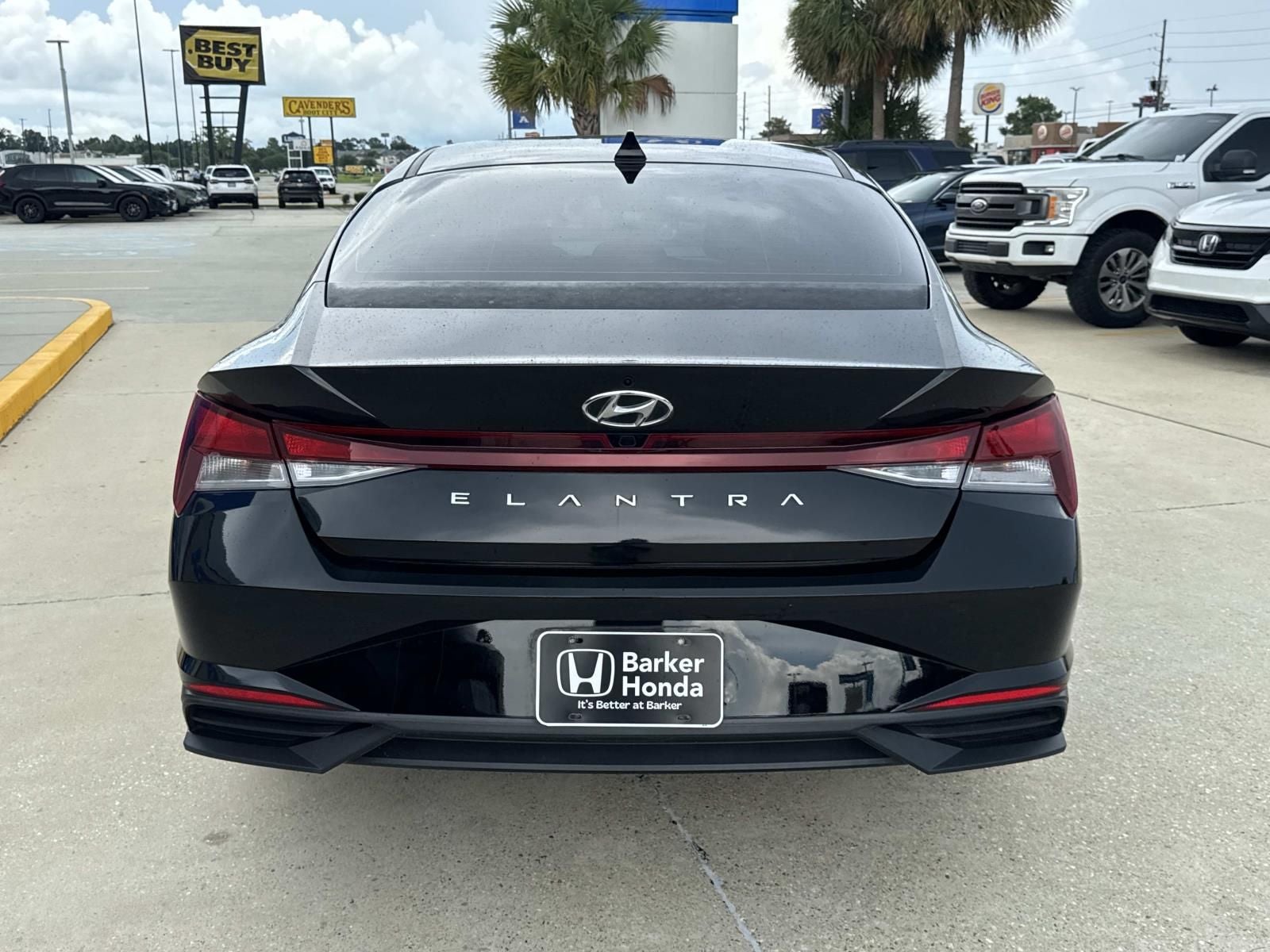 2022 Hyundai Elantra SEL