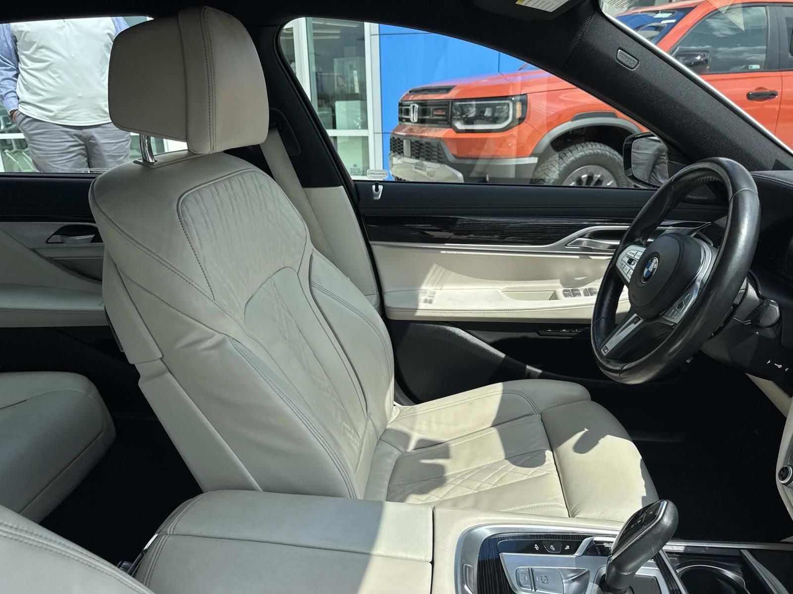 2020 BMW 7 Series 740i