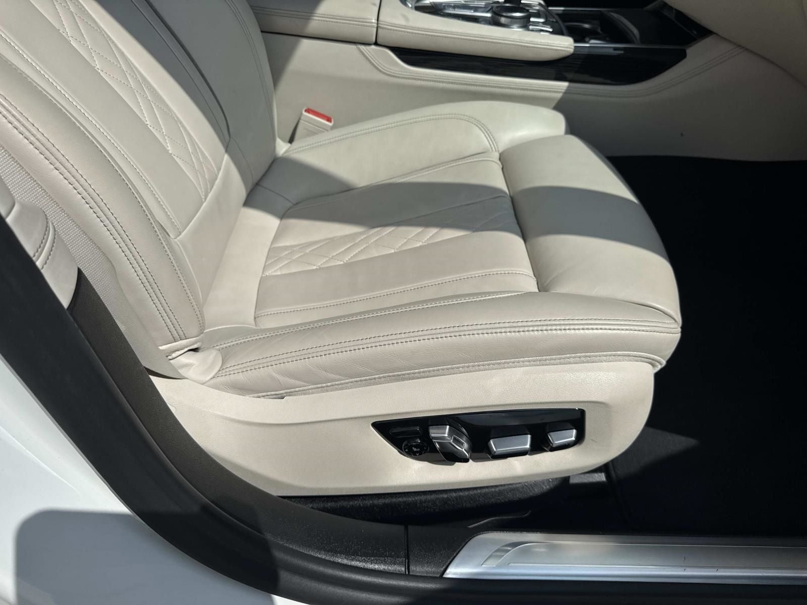 2020 BMW 7 Series 740i