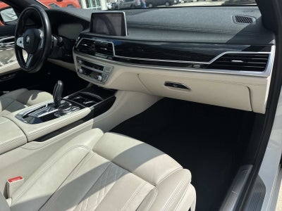 2020 BMW 7 Series 740i
