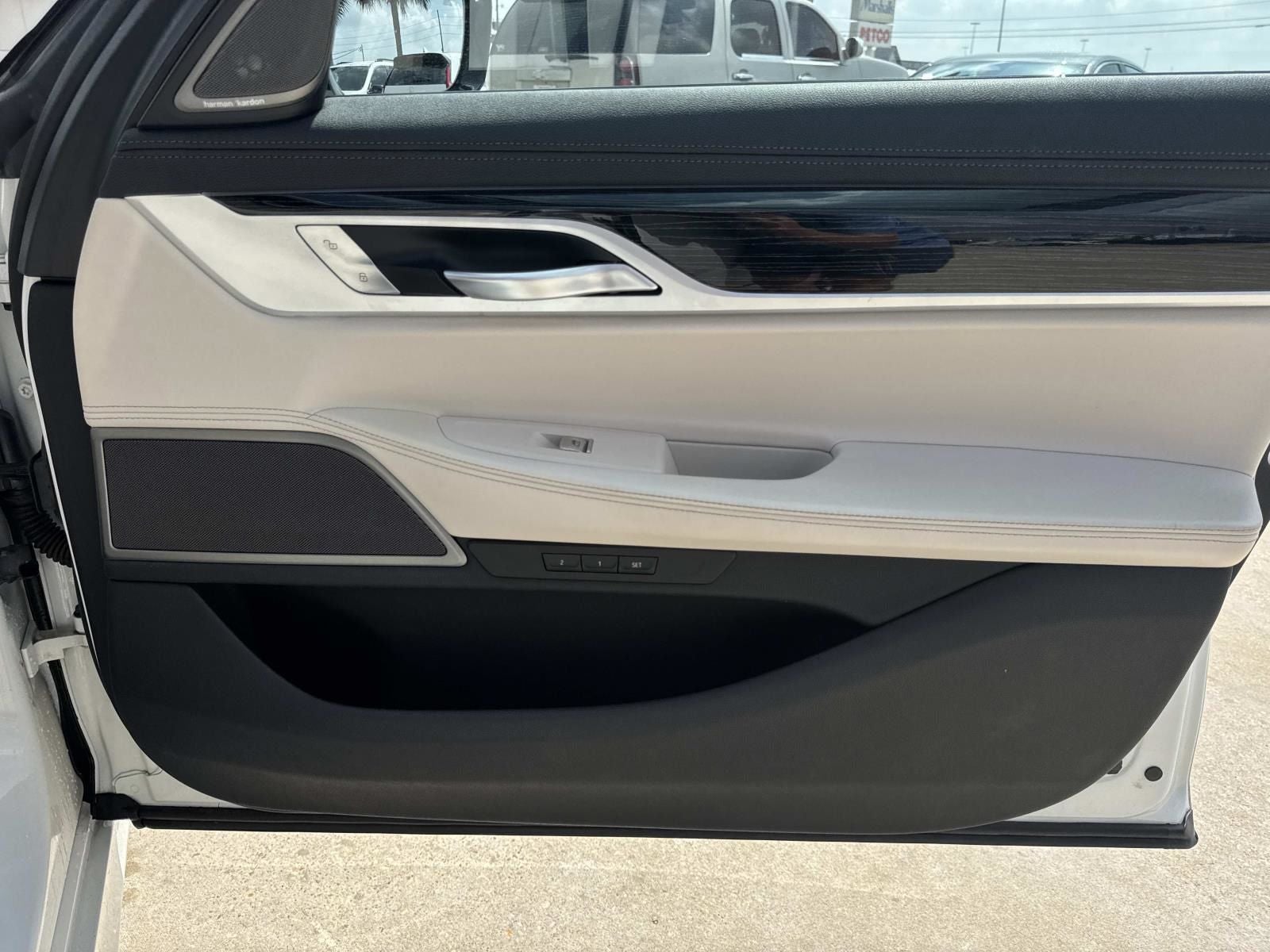 2020 BMW 7 Series 740i