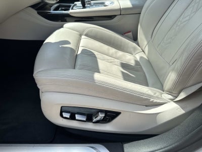 2020 BMW 7 Series 740i